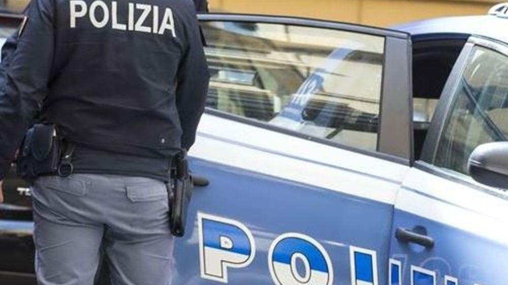 Una pattuglia di polizia