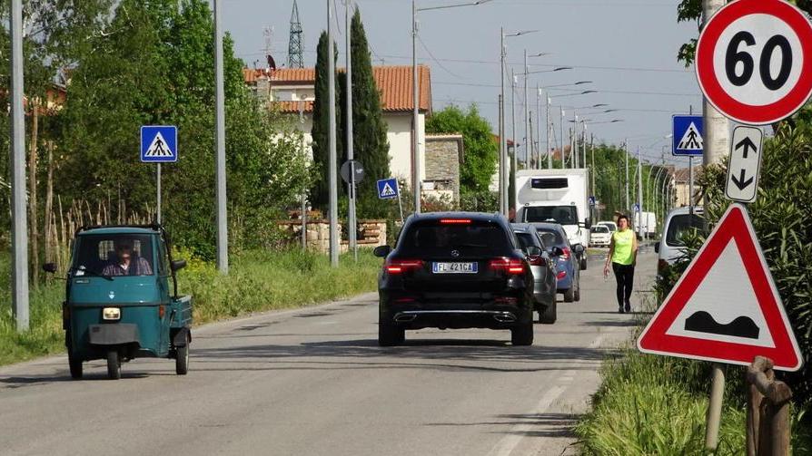 Stop alle buche in via Ceccarelli