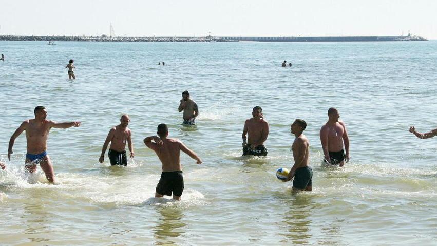 Del Dotto a Viareggio: finanzi il terzo spandente a mare