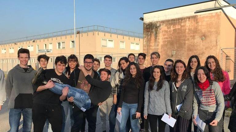 Fermi, ragazzi in carcere per discutere di vita e libri