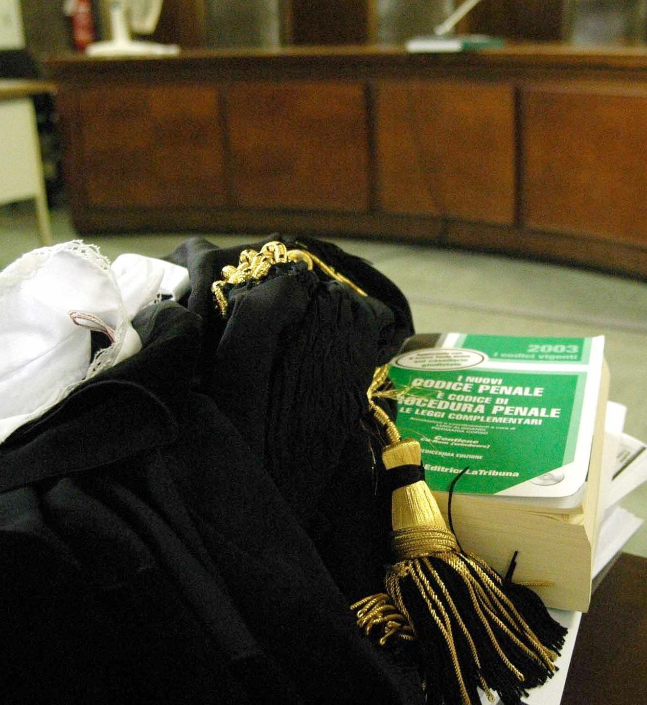Intercettazioni, il giudice rinvia ancora