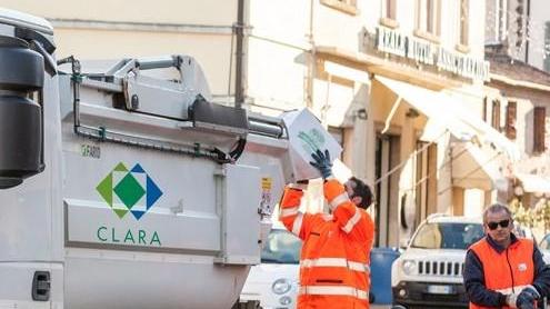Rifiuti, spariscono i sacchi azzurri