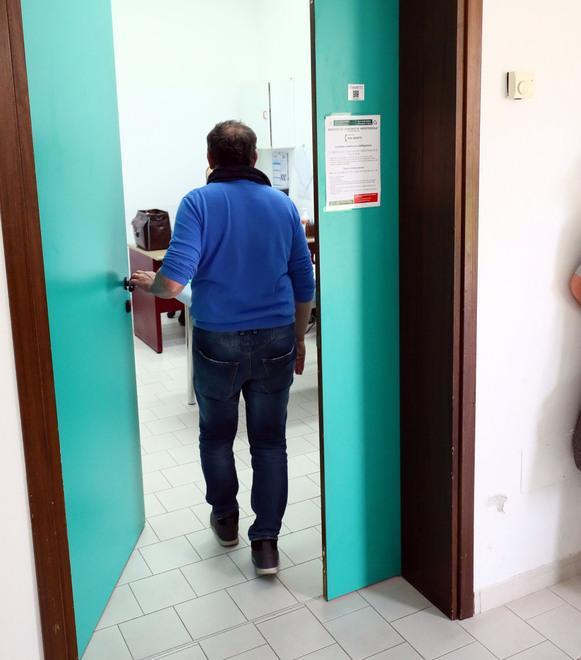 Riaprono gli ambulatori dopo lo stop di 5 giorni 