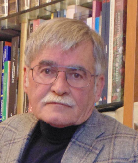 Le scuole incontrano lo scrittore Santagata