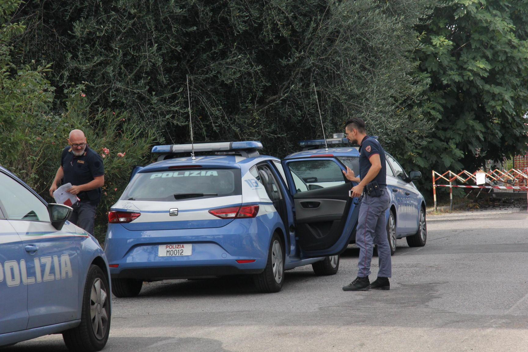 Un intervento delle volanti della polizia (foto d'archivio)
