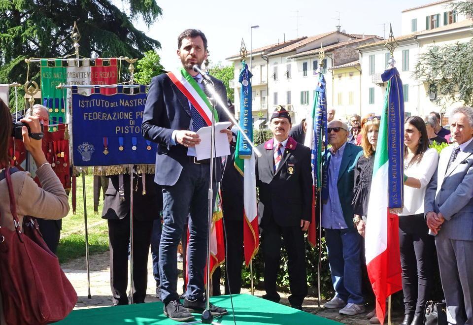 Cerimonia lampo per la Liberazione 