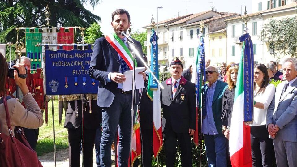 Cerimonia lampo per la Liberazione