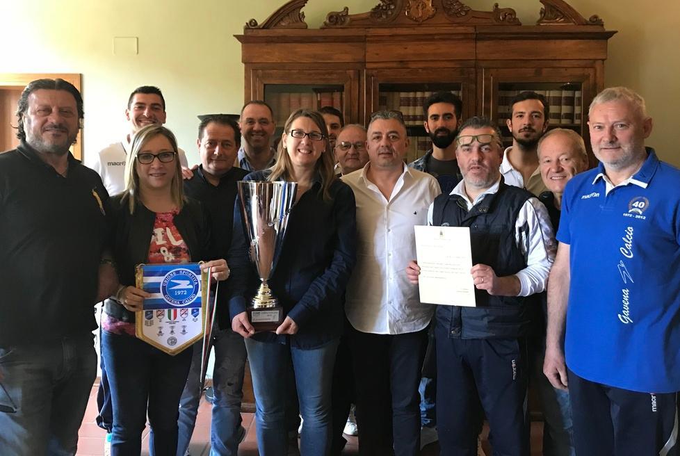 La sindaca premia il Gavena per il trionfo in Coppa Toscana