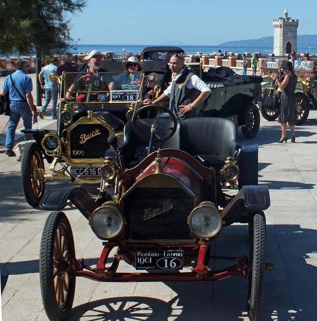 Auto storiche in tour nei borghi tipici