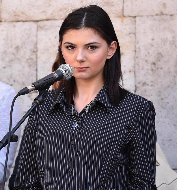 «Noi giovani non vogliamo crescere nell’indifferenza» 