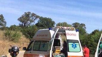 Cade dalla moto e sbatte a un sasso 53enne perde la vita
