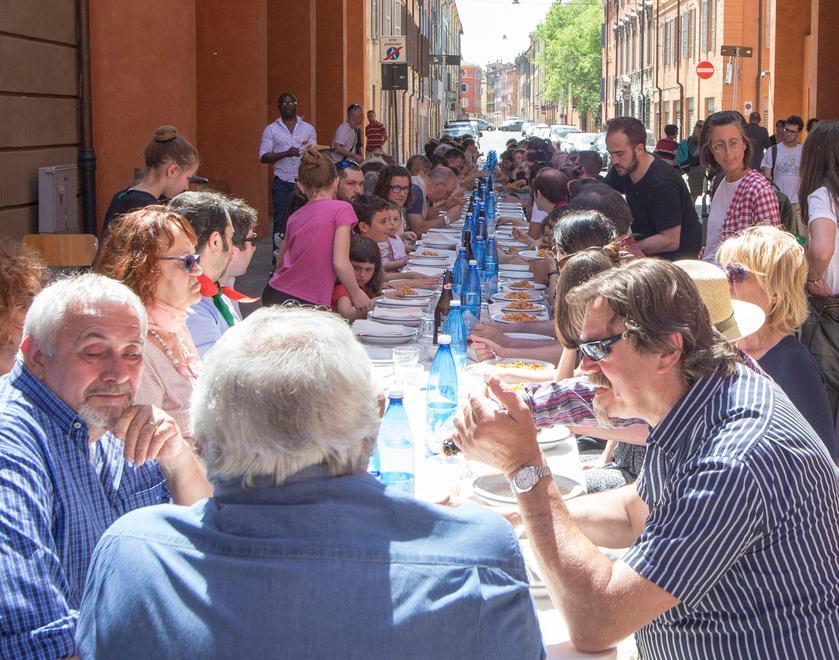 Ex Manifattura, tavolata per festeggiare