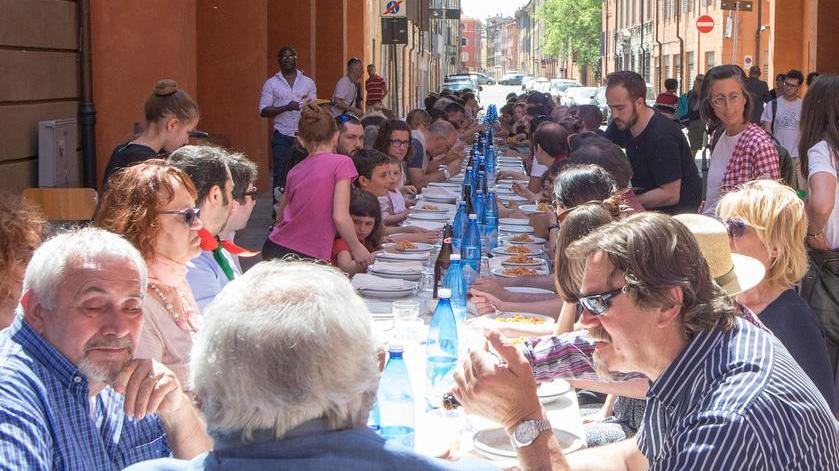 Ex Manifattura, tavolata per festeggiare