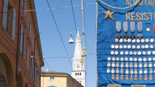 I valori della Liberazione la piazza canta Bella Ciao
