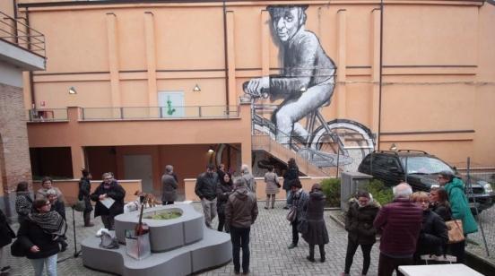 Cortile del palazzo comunale intitolato al sindaco antimafia
