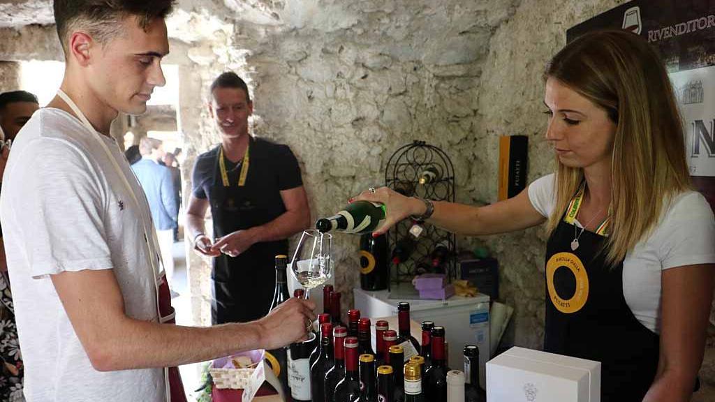 Via a Spino Fiorito, sarà un'edizione a ingressi limitati