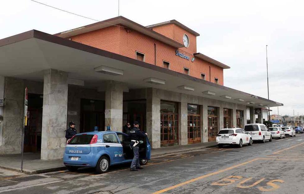 Controlli alla stazione e in centro 