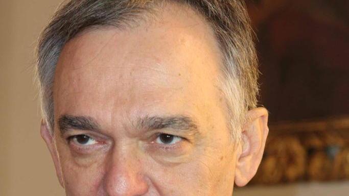 La stretta di Rossi: «Più difficile aprire altri supermercati»