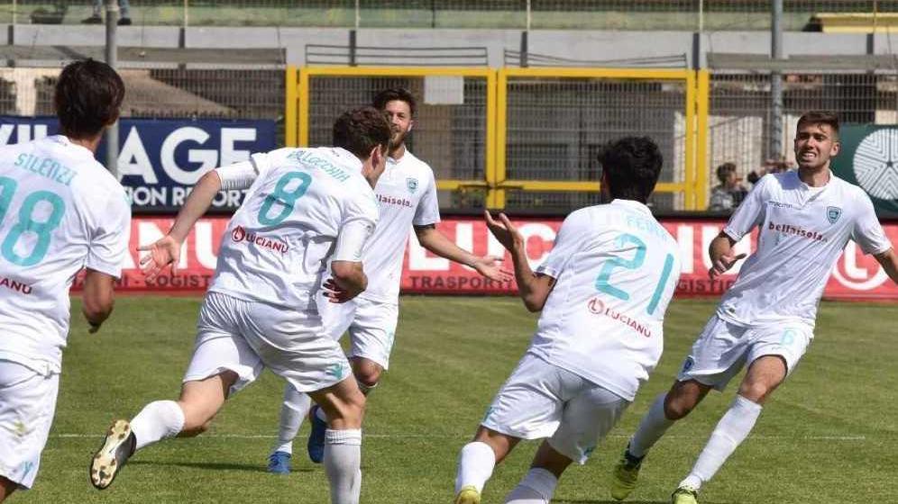 Playoff, la partita della storia. Da Mereu un appello a Olbia