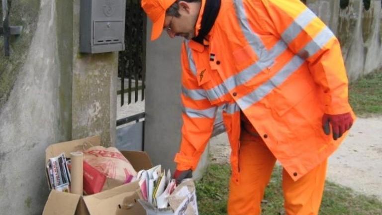Rifiuti abbandonati Entrano in azione altri undici operatori