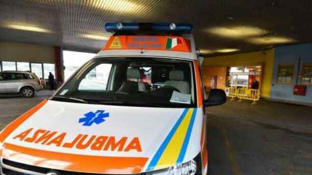 Tragedia in centro: muore a 48 anni per un'overdose