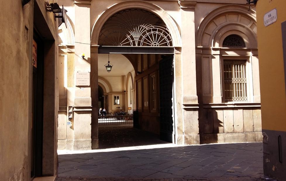 Violenza sessuale su una studentessa valdinievolina