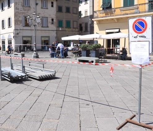 Le panchine saranno rimosse da piazza Duomo 