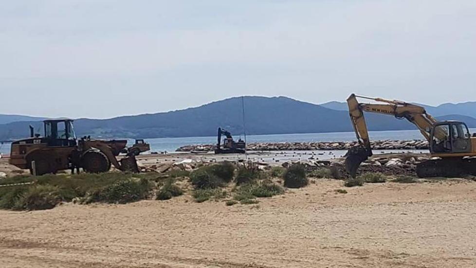 Rinforzi di sabbia a Scarlino Via ai lavori di ripascimento 