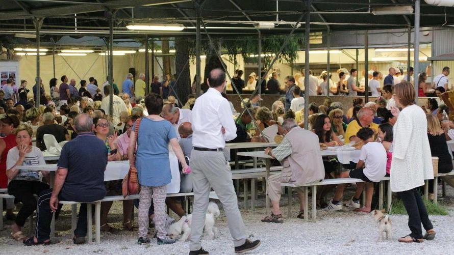 Stretta sulle sagre ma per i ristoratori «si può fare di più»