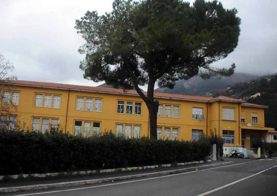 Prime saltate, mamme in rivolta 