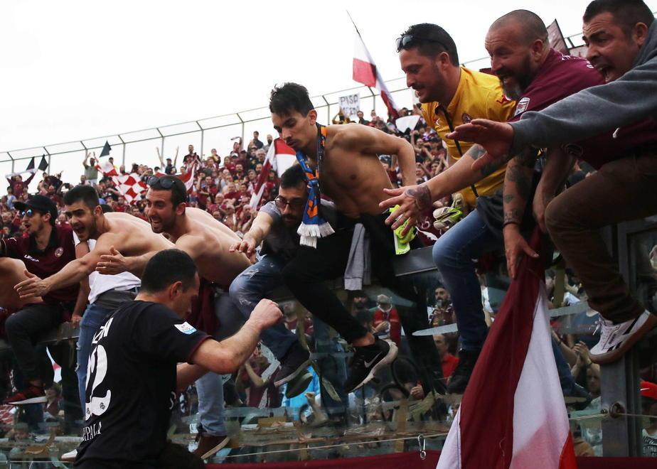 In 9mila per la spinta L’appello degli ultrà: «Coloriamo lo stadio»