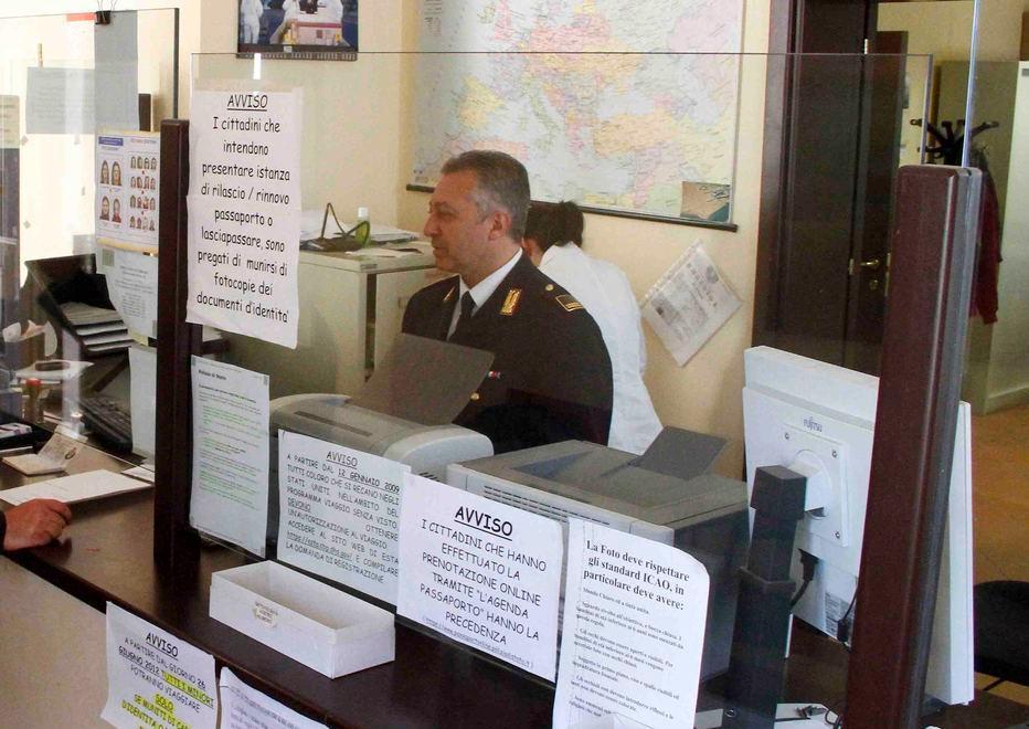 Servizio passaporti Le prenotazioni all’Urp del Comune