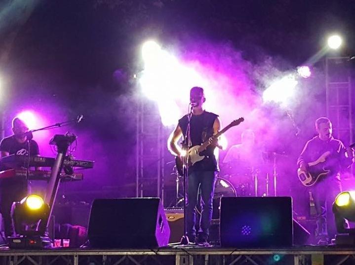 Mac and The Bee, disco e tre concerti 