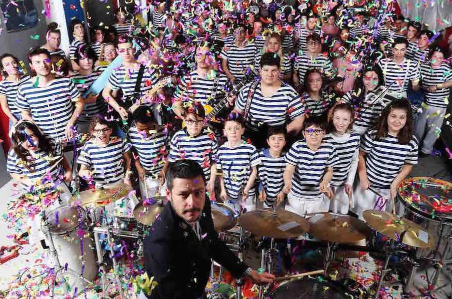 Show e super ospiti per i Rulli Frulli e il loro “Arcipelago” a Finale