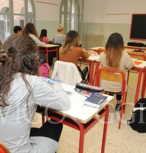 Pacchetto scuola, contributi per i libri La domanda scadrà il 1º giugno