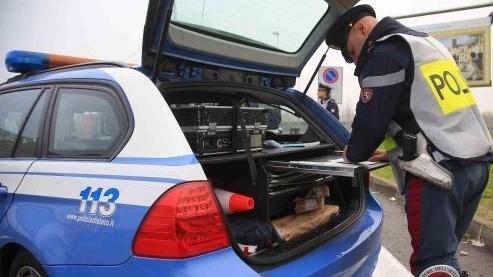 Controlli della polizia a bar e sale gioco