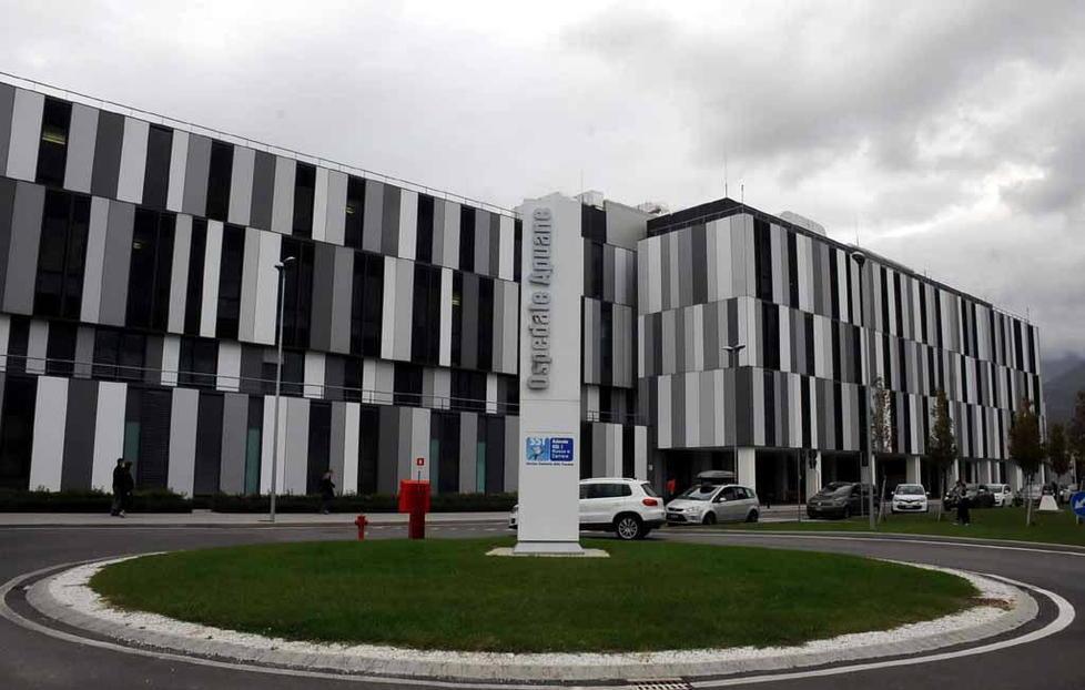 Tasso alcolemico alto, denunciato 