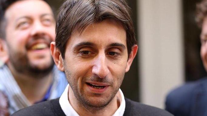 CONTRO Donzelli: «Bloccare questa follia»
