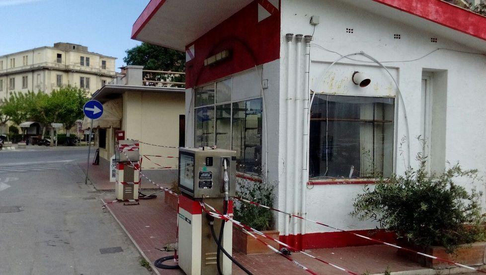 Nafta per le barche Il distributore è ancora chiuso 