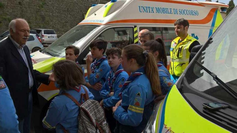 Scout in visita alla Misericordia nel segno della solidarietà