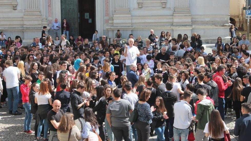 600 studenti per il “flash book”