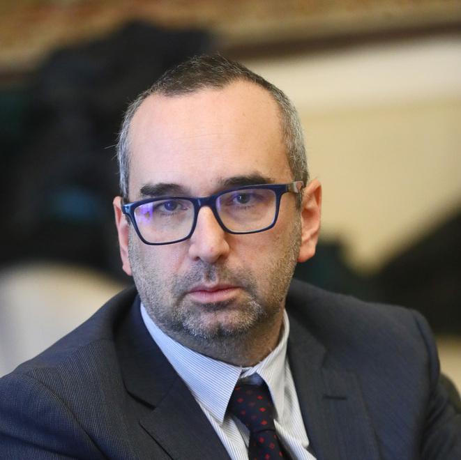 Maisto fa l’anti-Renzi «Vergognoso sul M5s» 