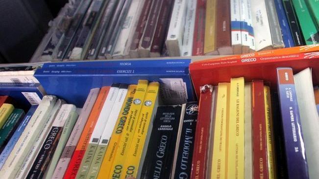 Libri e materiale scolastico: aperto il bando per il bonus