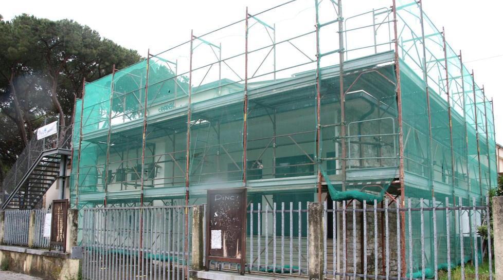 Al via l’intervento: al Teatro Jenco ci sono i ponteggi