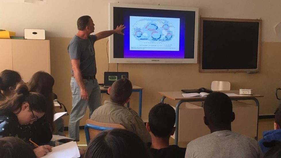All’Istituto Borsi il mare entra in classe
