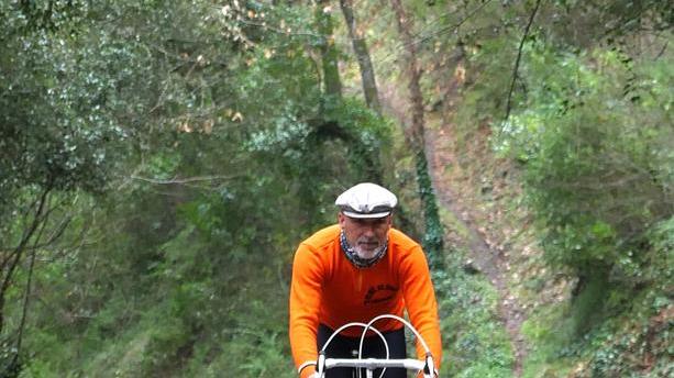 Bici, la passione lungo 99 curve