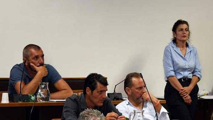 «De Pasquale si scusi con la città per gli errori»