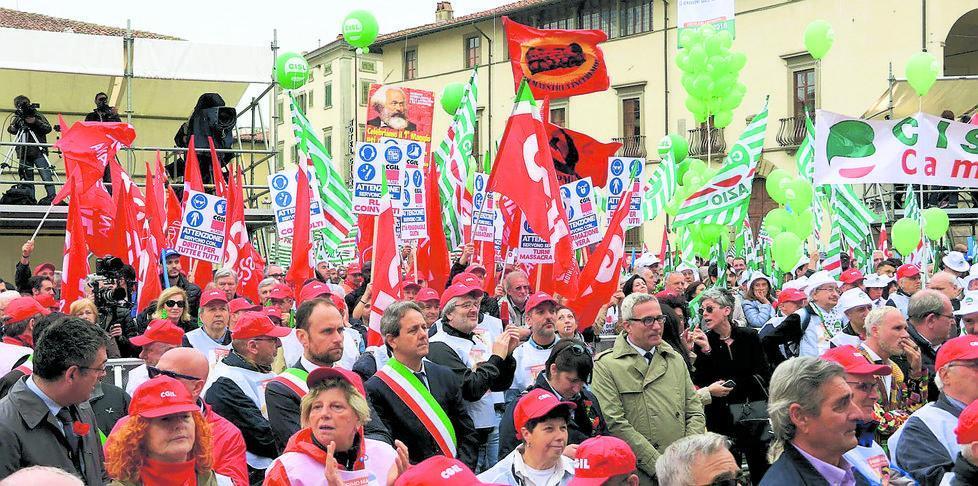 Più posti di lavoro ma poveri e precari 