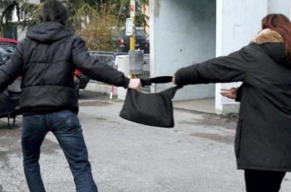 Modena, nonnina derubata delle fedi per strada Era già stata rapinata 