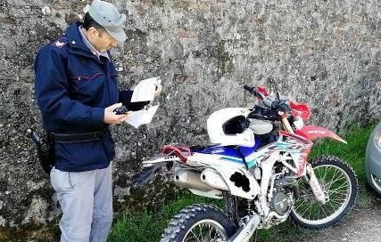 Stop al motocross selvaggio 